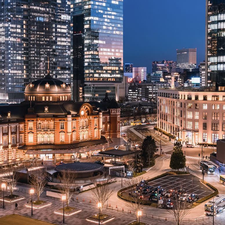 東京駅周辺で夜景と歴史を楽しむ