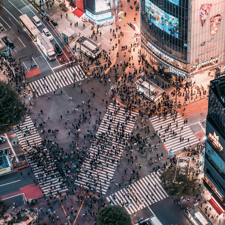 多彩な顔を持つ街・渋谷の夜を網羅する