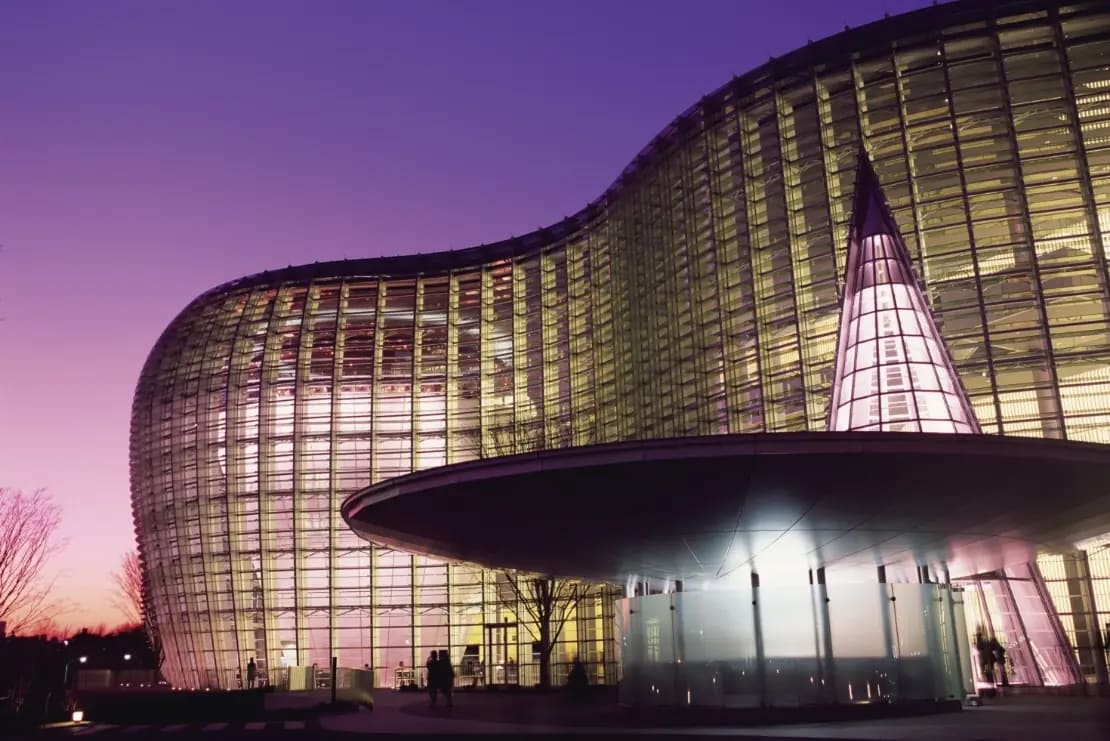 「国立新美術館」でアート鑑賞