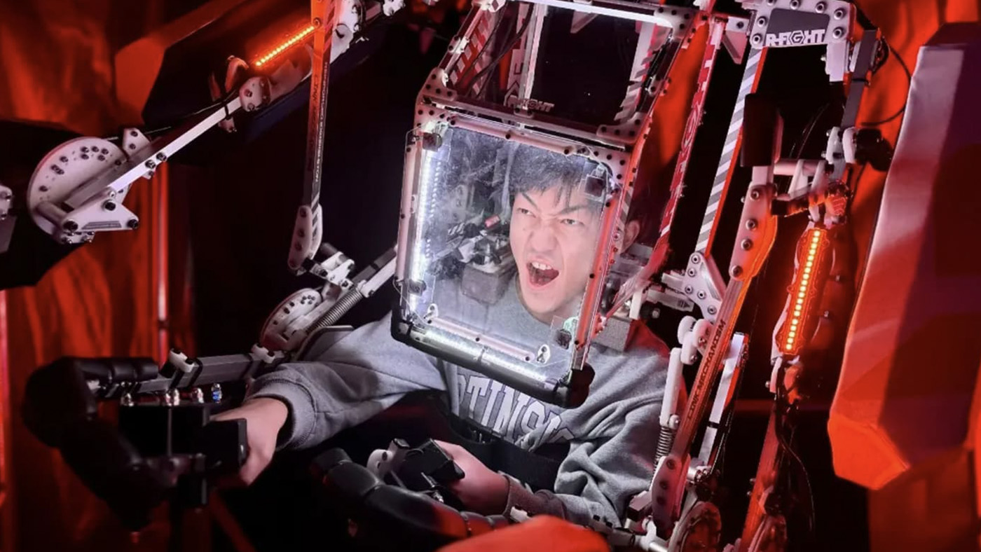 Enter a different dimension at RED° TOKYO TOWER