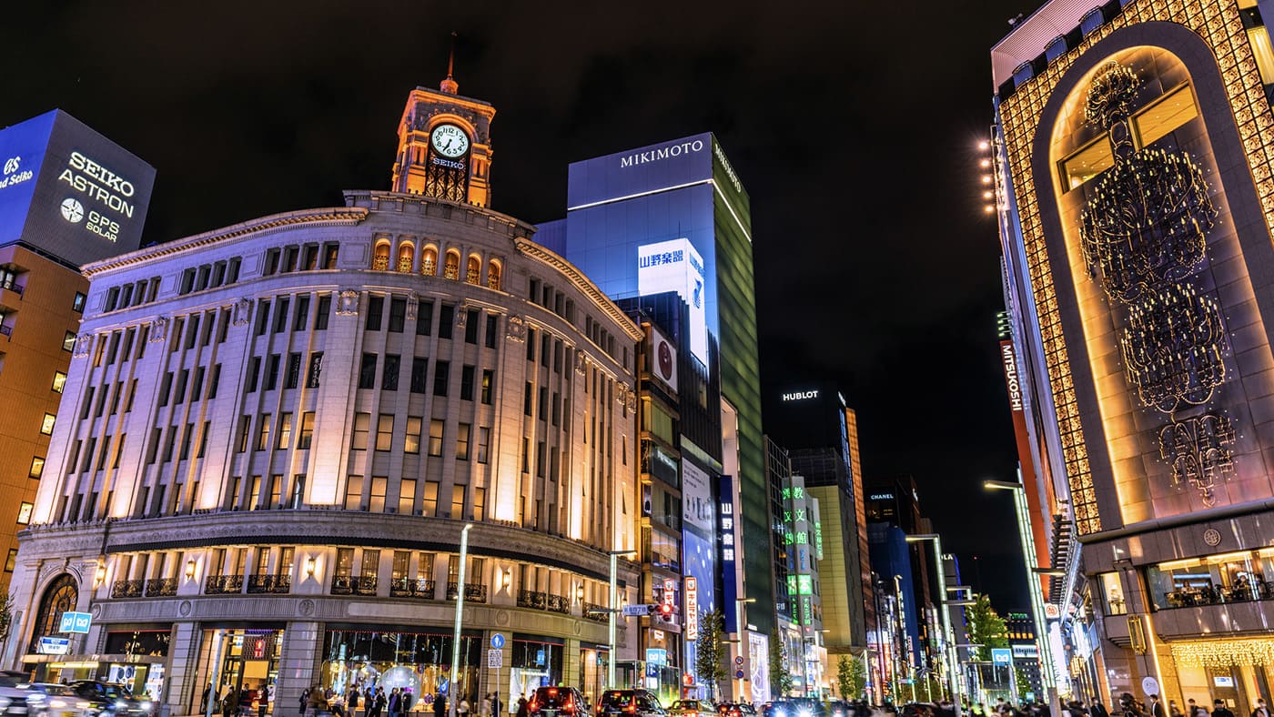 The Ginza-Yonchome intersection | Ryuji / PIXTA