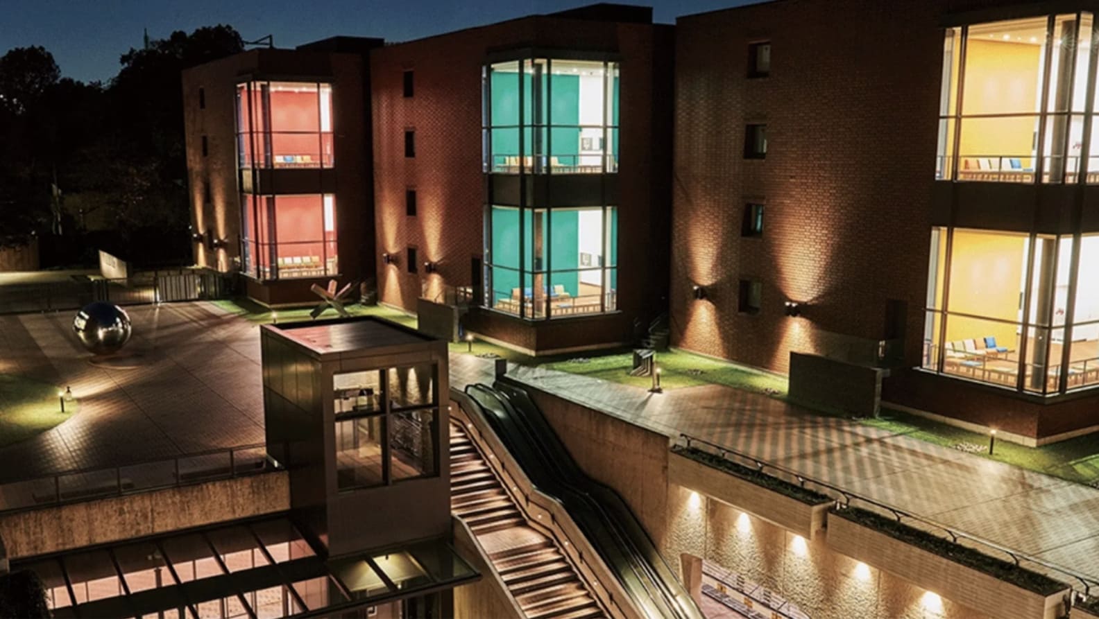 Tokyo Metropolitan Art Museum