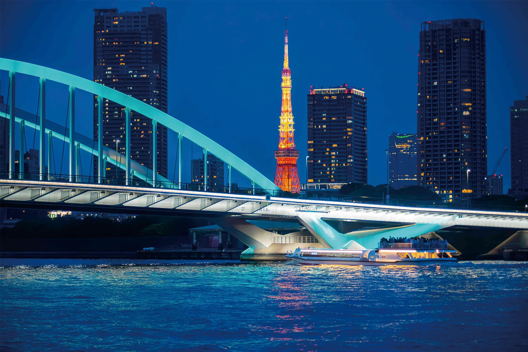 ２大タワー周遊便　東京タワー周辺の景色