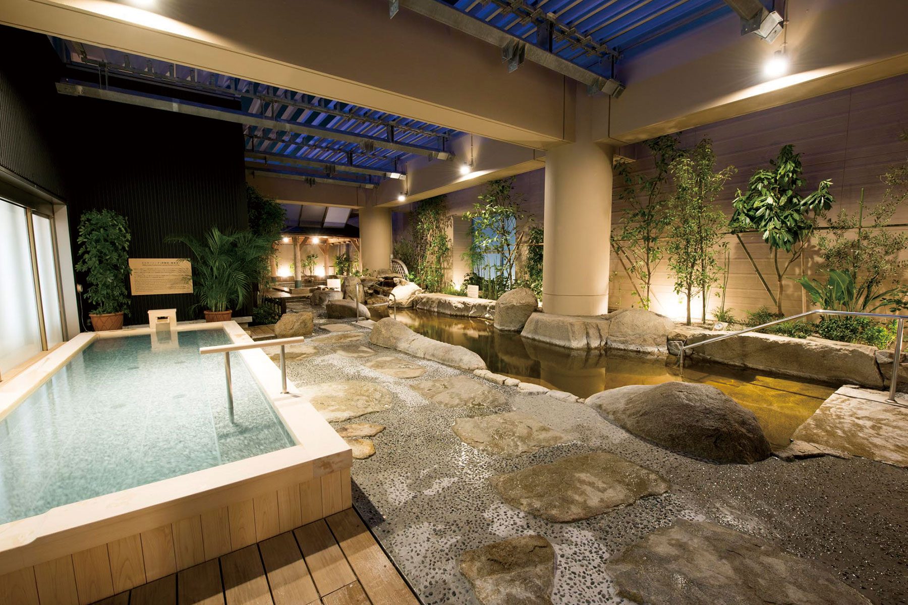 Tokyo Dome Natural Hot Spring Spa LaQua