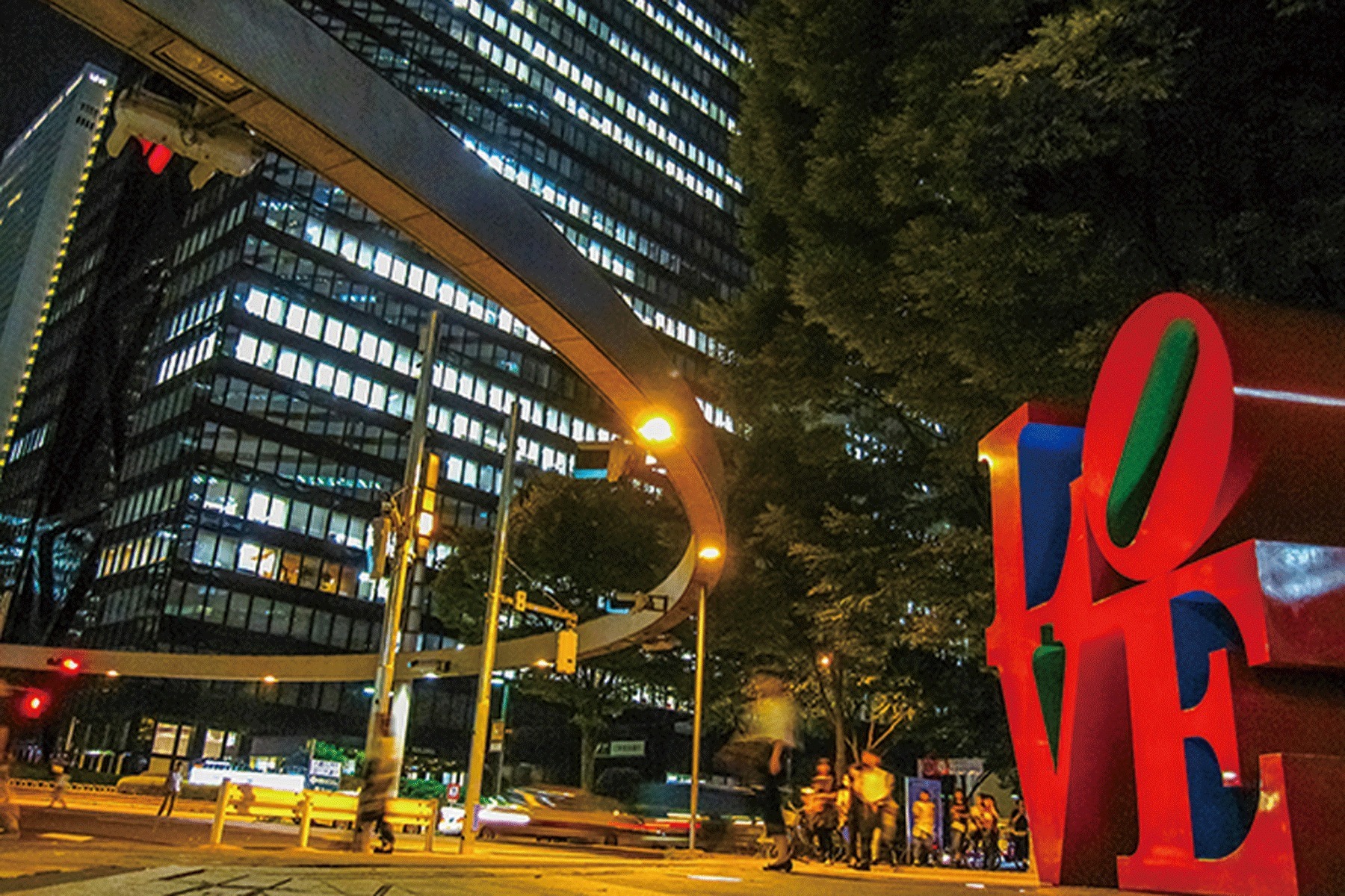Shinjuku West Exit Photo Spot